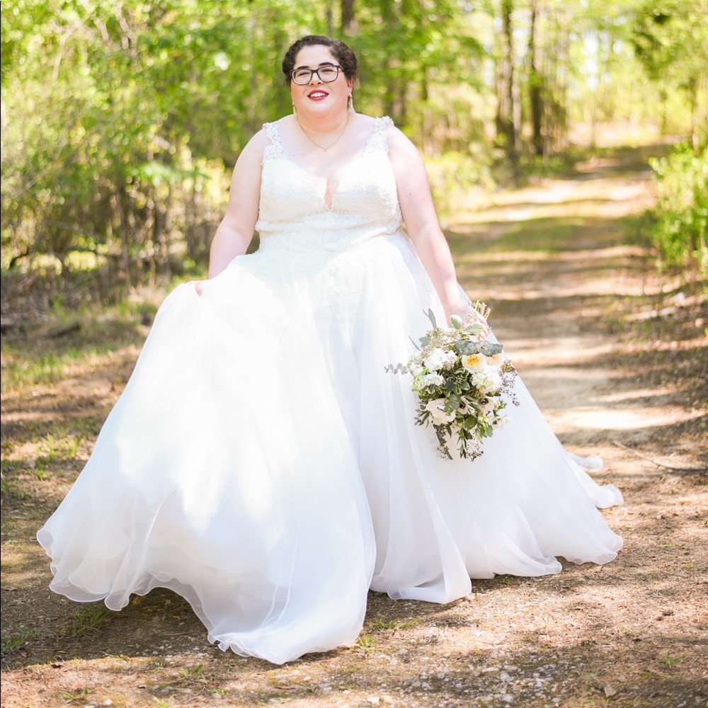 Essence of Australia Wedding Dress